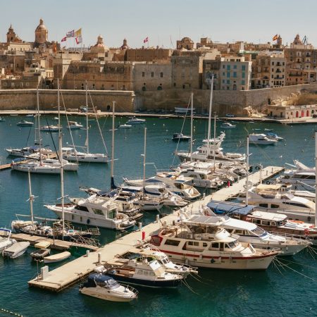 Malta Revokes License, BetMGM Supports Women’s Sports, LiveScore Experiments with Four-Day Work Week: Weekend Highlights