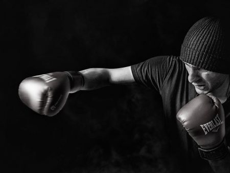 How Logan Pauls Fight with Mayweather Redefined Celebrity Boxing